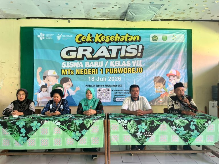 MTs Negeri 1 Purworejo Gandeng Puskesmas Mranti Gelar Cek Kesehatan Gratis bagi 320 Murid Baru