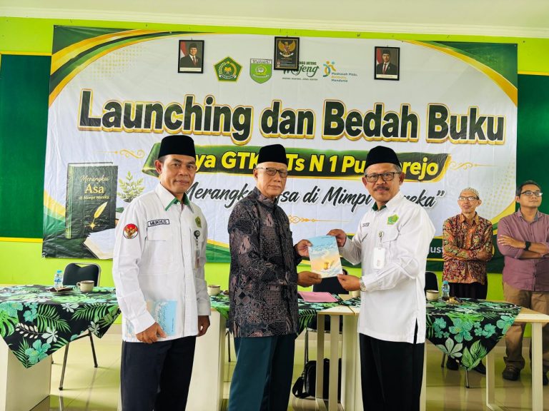 MTsN 1 Purworejo Luncurkan Buku “Merangkai Asa di Mimpi Mereka”