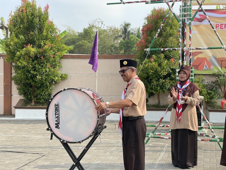 MTs Negeri 1 Purworejo Gelar Perkemahan Penerimaan Anggota Baru Pramuka Penggalang Gudep 11.06.147-148